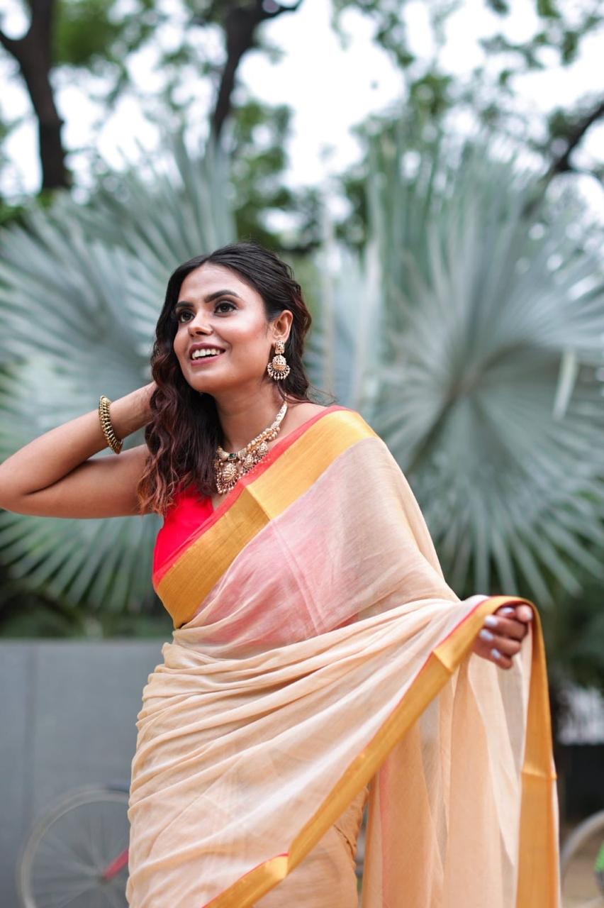 Mul Cotton Saree with Border and Tassels by RNR