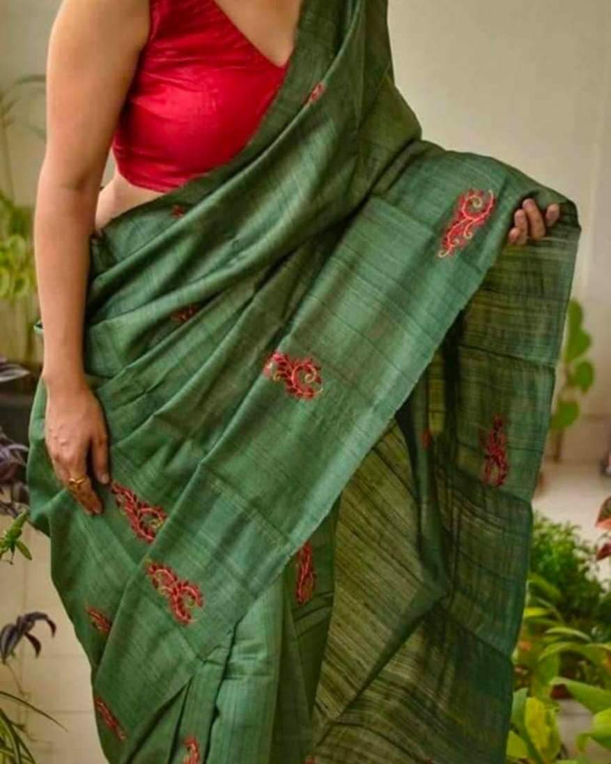 Embroidered Tussar Silk Saree with Zari | Zari Saree By Rank Never Retire