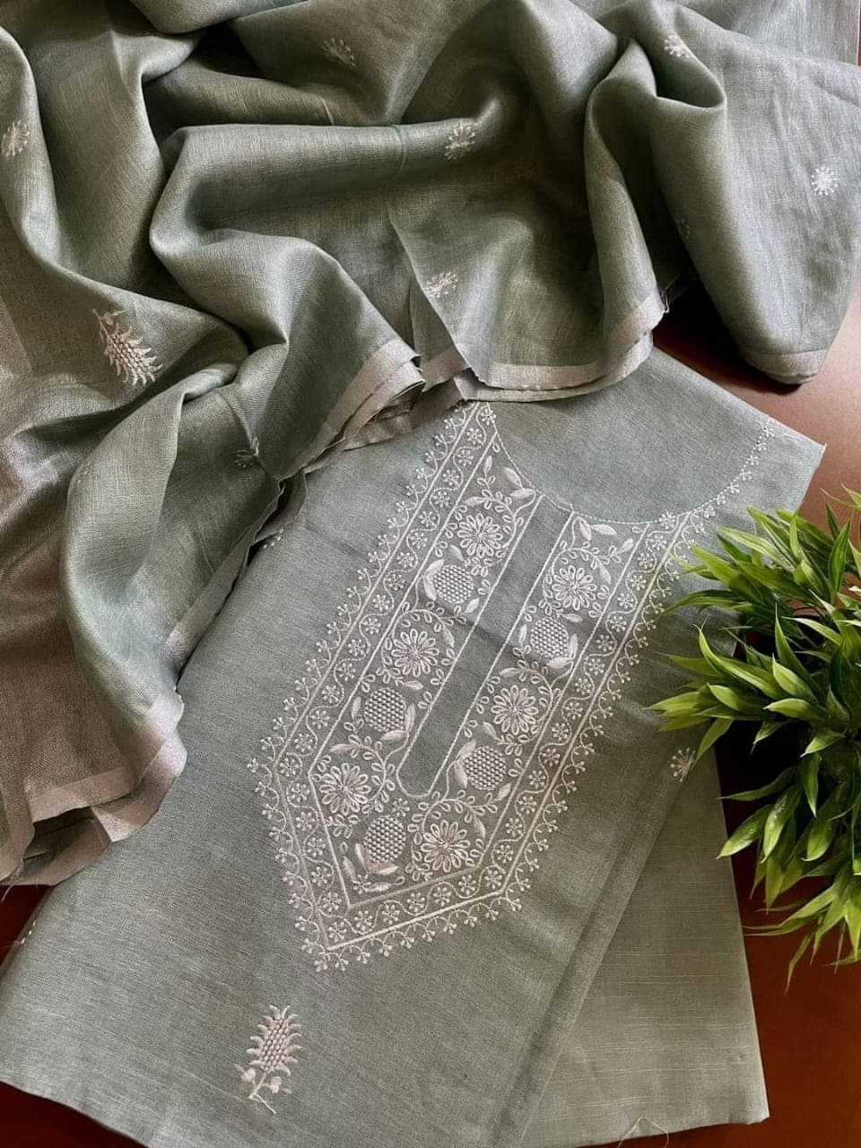 Intricate Neck Embroidered Linen Suit with Bootis