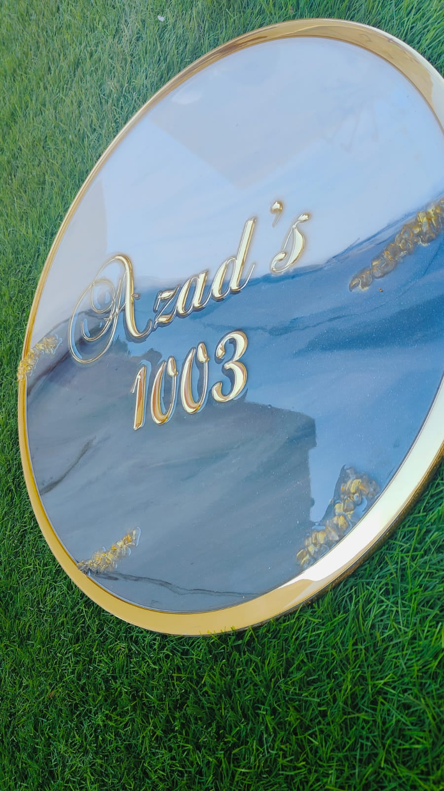 Dual Shade Personalized Round Nameplate
