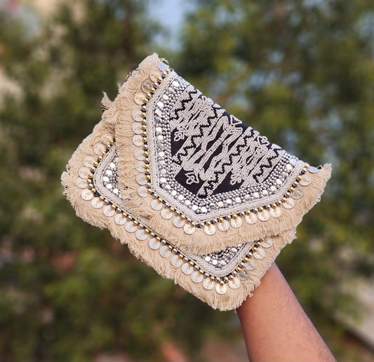 Stylish Jute Sling and Hand Purses - 11