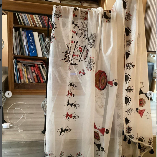 Handpainted Warli Art White Dupatta by RNR